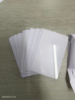 Φύλλα από PVC θερμικής εκτύπωσης λευκή κενή κάρτα Cr80 54*85.6mm για την παραγωγή καρτών