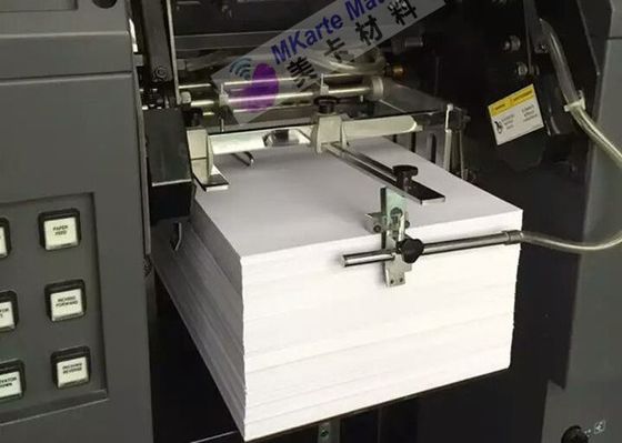 υλικό πλαστικό PVC 0.100.85mm φύλλο πυρήνων καρτών έξυπνων καρτών για τον εκτυπωτή